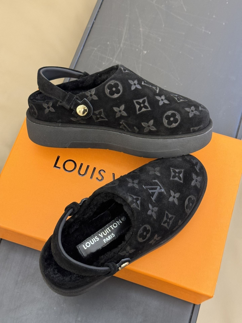 Louis Vuitton Slippers